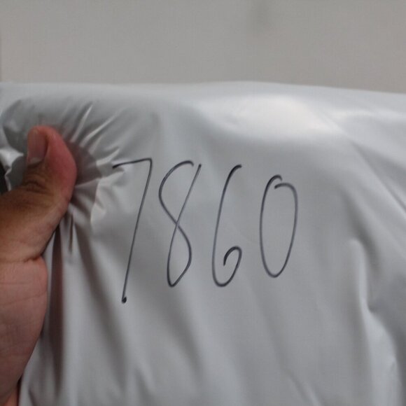 Columbia Women White Sweater Vest Sleeveless Size Medium - Picture 9 of 9